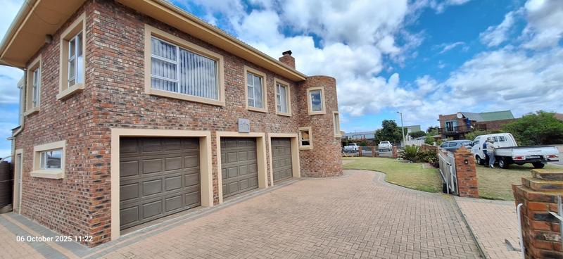 5 Bedroom Property for Sale in Tergniet Western Cape